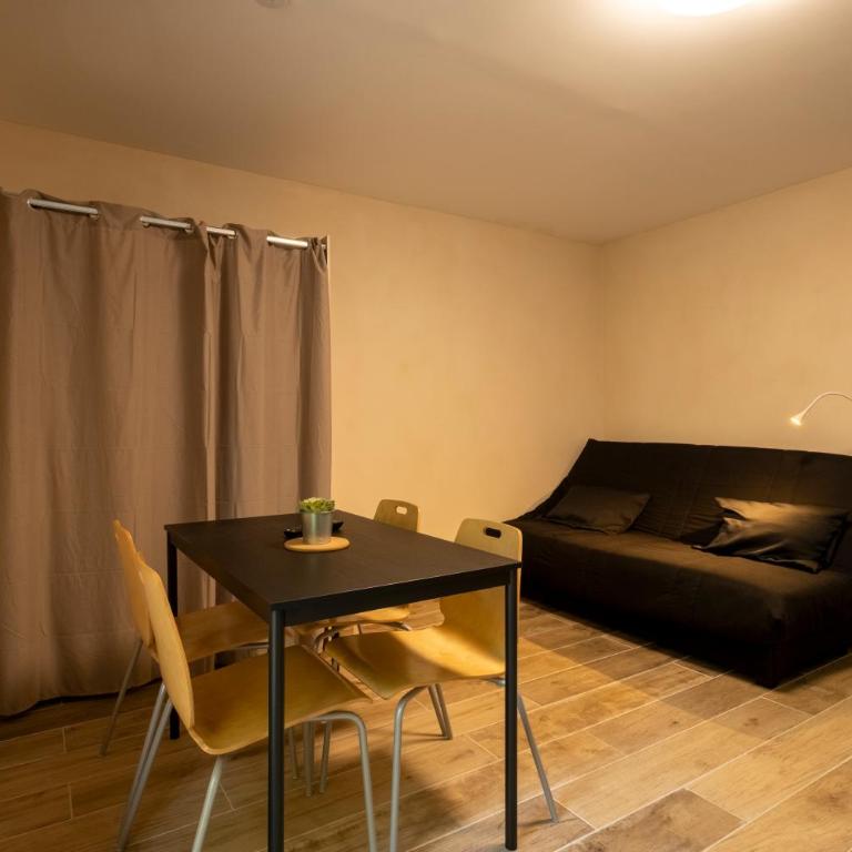 Gîte Les 3 Monts - Appartement avec Terrasse - 8