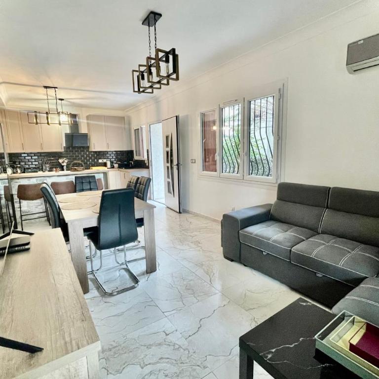 Modern 3 rooms on the ground floor - Appartement 2 Chambres - 1