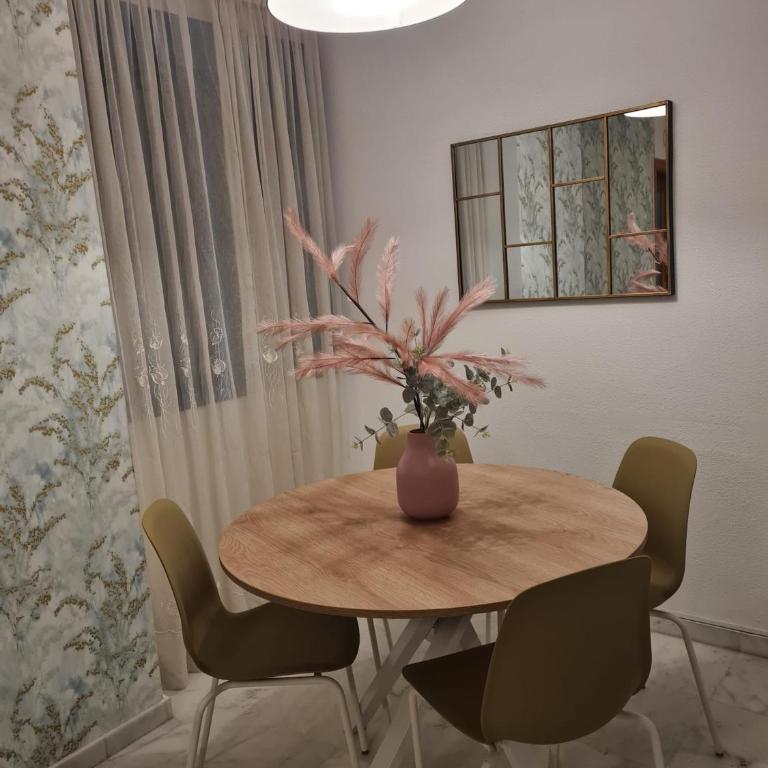 Holidays2Malaga Ayala 450 mts from beach & Terrace - Apartamento de 2 dormitorios - 45