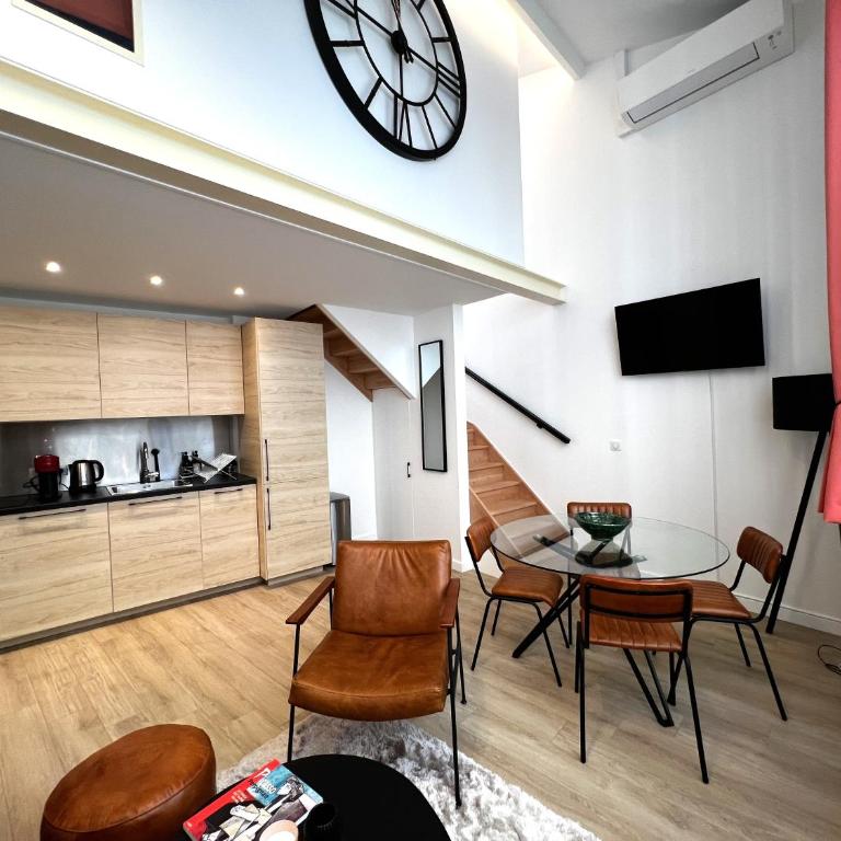 Apollinaire Luxury Loft - AC - Ideal Location - Peaceful - Appartement 2 Chambres - 17