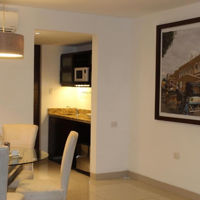 Mesón de la Luna Hotel & Spa - Deluxe King Suite - 11
