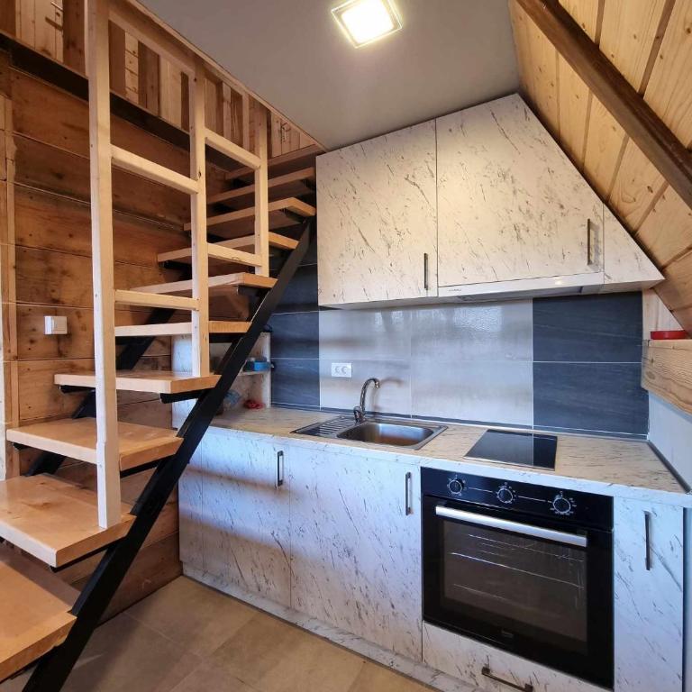 Vila Suvo vrelo sa unutrašnjim bazenom i saunom Jahorina - Villa with Private Pool - 23