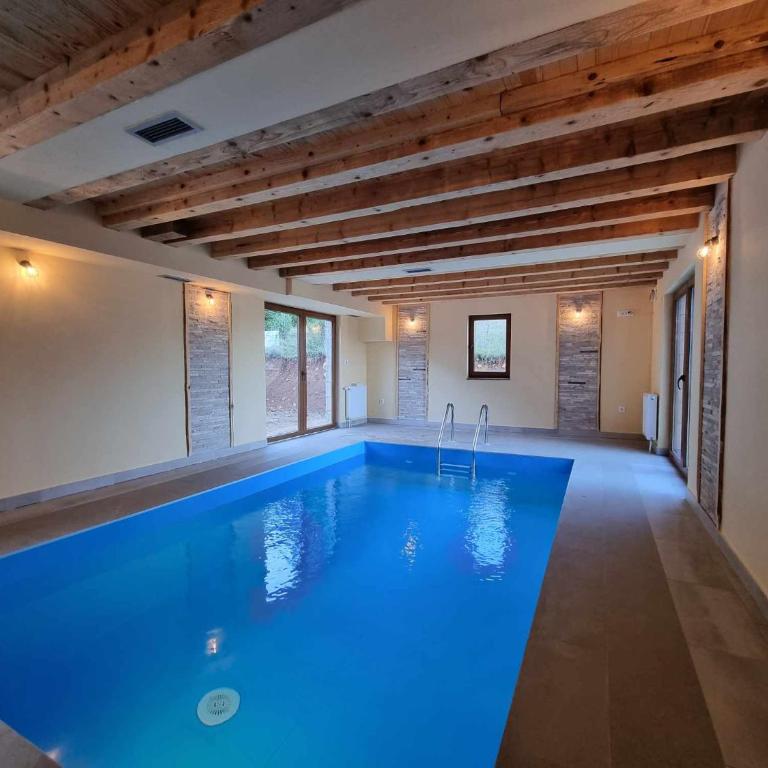 Vila Suvo vrelo sa unutrašnjim bazenom i saunom Jahorina - Villa with Private Pool - 12