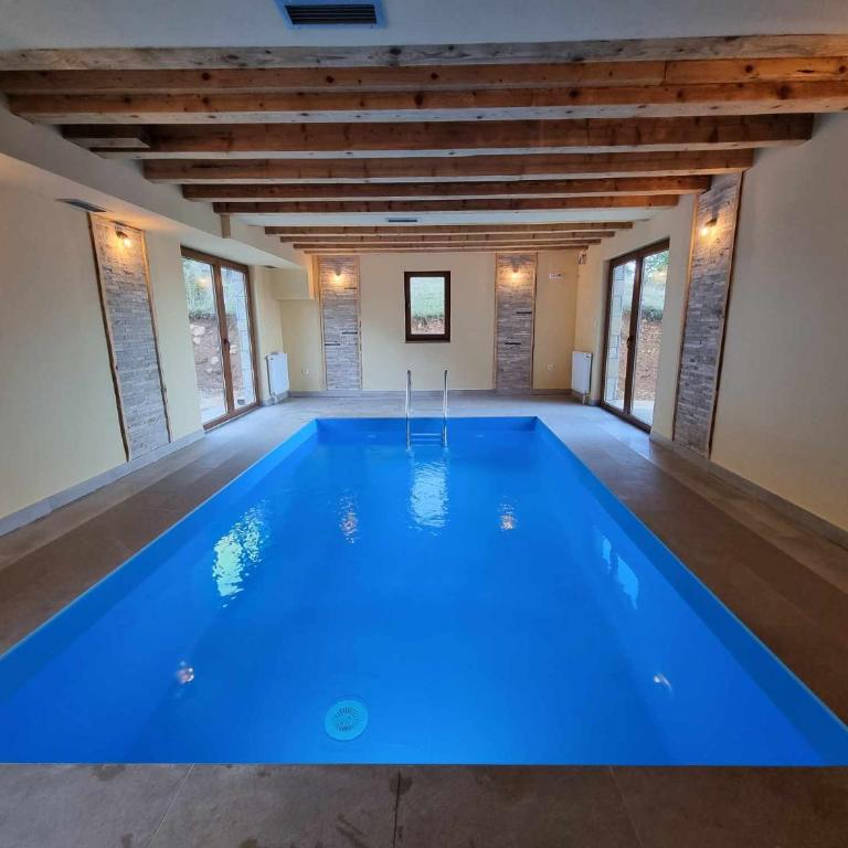 Vila Suvo vrelo sa unutrašnjim bazenom i saunom Jahorina - Villa with Private Pool - 8