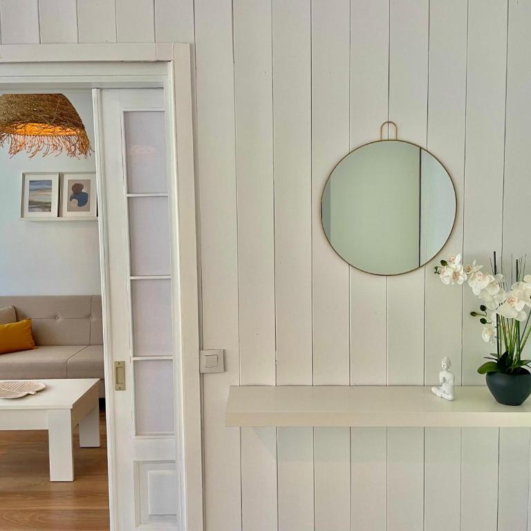 Las Brisas 2 by SunHousesCanarias - One-Bedroom Apartment - 13