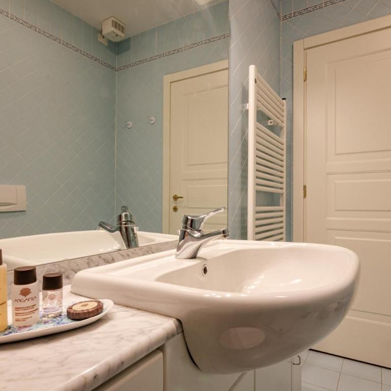 Lele Suite, in Centro Storico - Appartamento con 1 Camera da Letto - 24