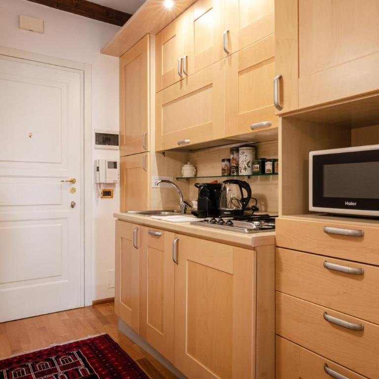 Lele Suite, in Centro Storico - Appartamento con 1 Camera da Letto - 3