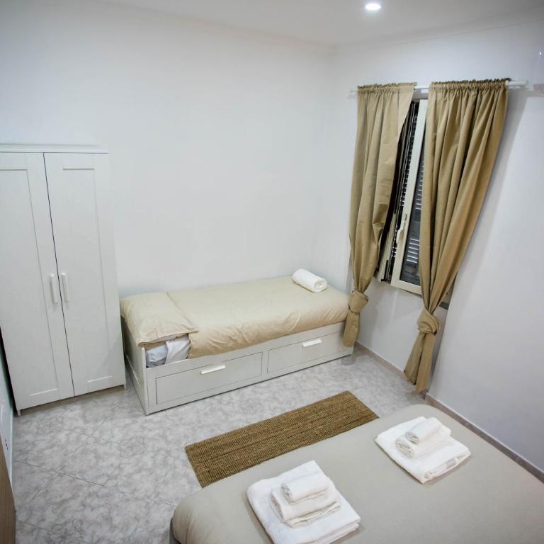 Casa Pelusa: Apartment near Maradona Murales - One-Bedroom Apartment - 15