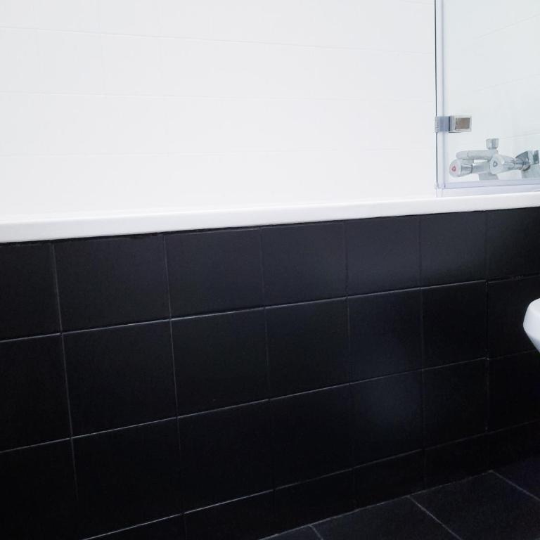 Duplex lumineux avec bureau séparé dans le centre - Appartement 1 Chambre - 18