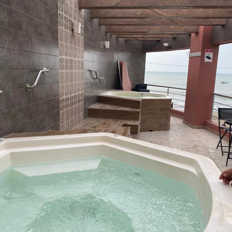 Departamento 4 habitaciones 8 personas vista al mar 2do piso en Playa Almendro, Tonsupa - Apartamento de 2 dormitorios - 29