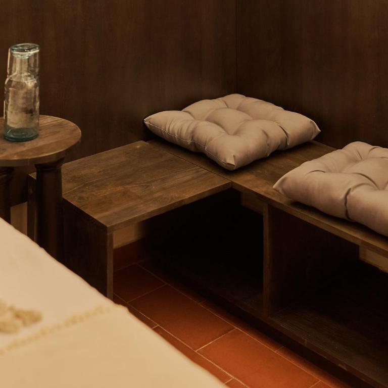 Hotel Materia - Habitación con cama extragrande. - 6