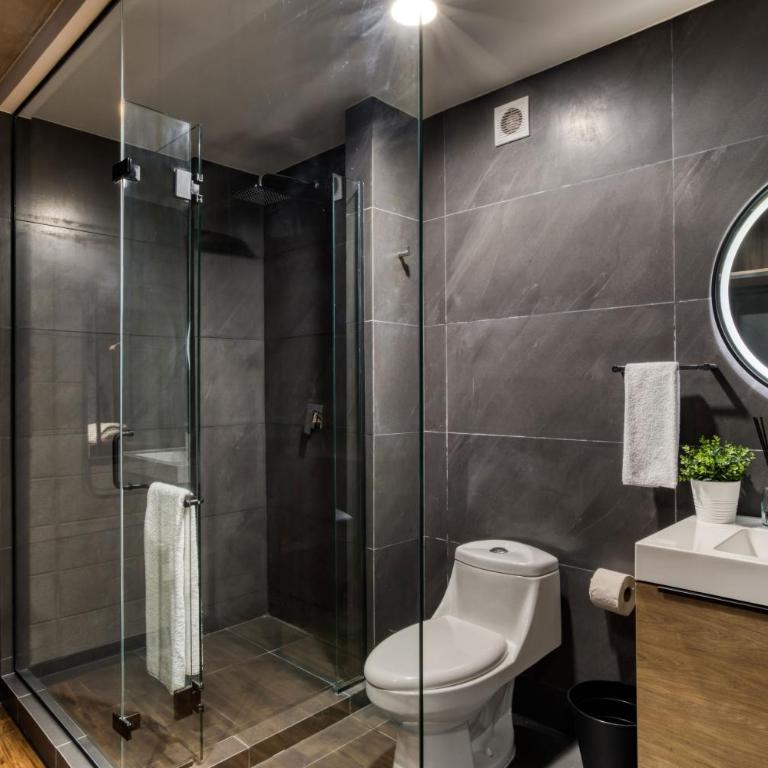 Downtown Loft by ULIV - Premium Duplex Loft - 7