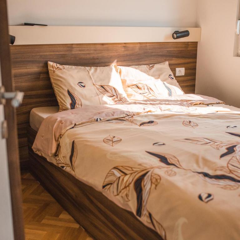 Sunny Paradise - One-Bedroom Apartment - 15