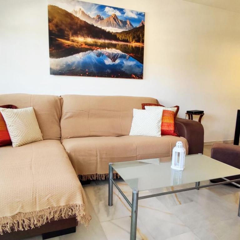 3Bdr 2 Bath Apt with parking in the best location - Three-Bedroom Apartment - 3