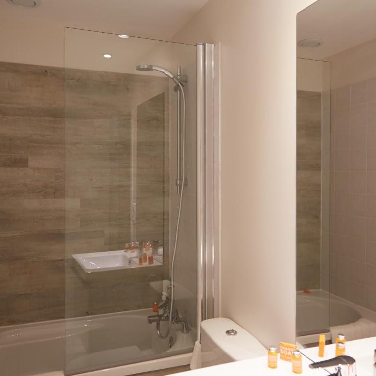 La Résidence Arles Centre - Grand Appartement Deluxe - 2ème Étage - 5