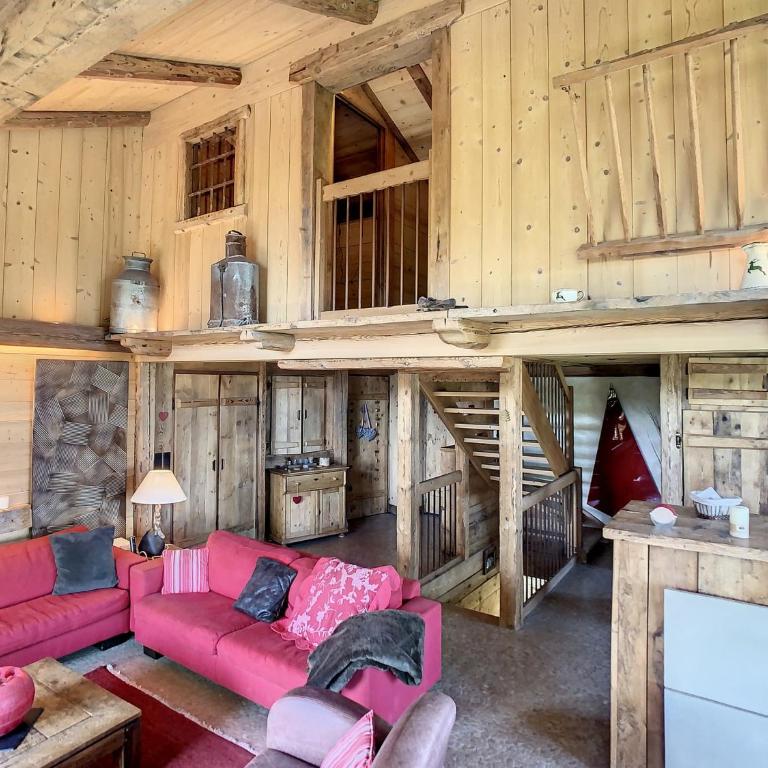 Chalet 6 pièces à Combloux avec cheminée et parking - Appartement 5 Chambres - 1