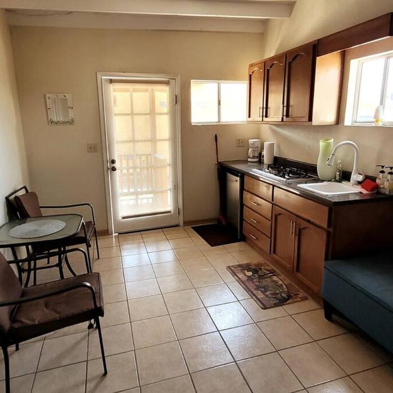 CASA MARBELLA 4BR 2BA Private Beach-Front Home - Four-Bedroom House - 3