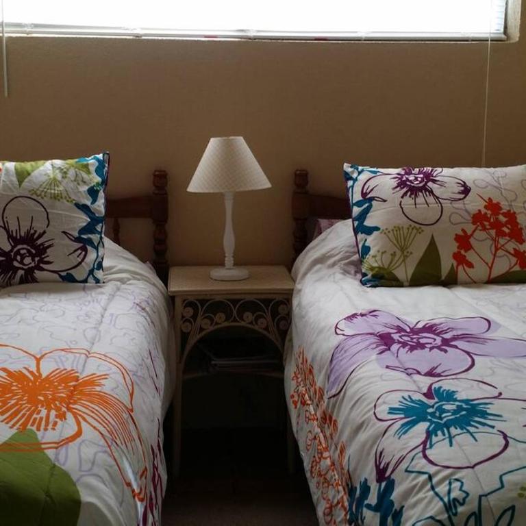 CASA MARBELLA 4BR 2BA Private Beach-Front Home - Four-Bedroom House - 13