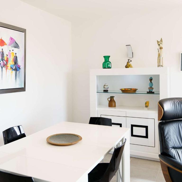 Moderne T3 climatisé, 2 parkings, à 300m de la plage - FR-1-409-165 - Apartment - 5