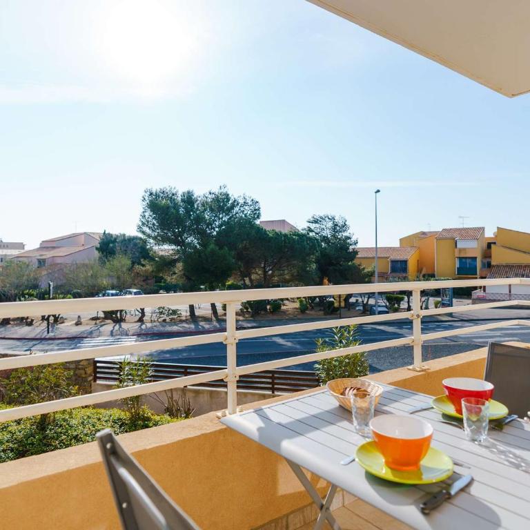 Charmant T3 à 300m de la plage, Balcons, Parking, Proche Commerces, Narbonne-Plage - FR-1-409-169 - Apartamento - 1