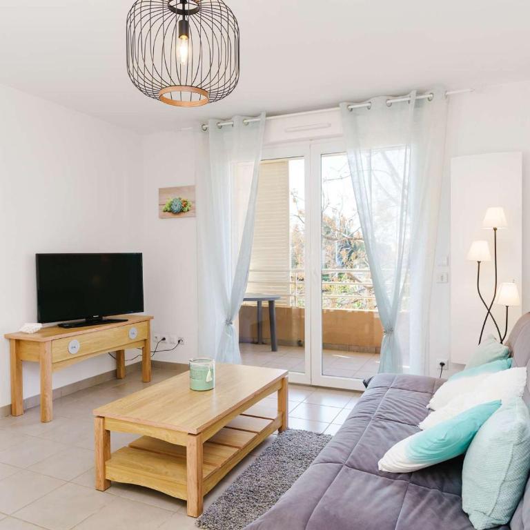 Charmant T3 à 300m de la plage, Balcons, Parking, Proche Commerces, Narbonne-Plage - FR-1-409-169 - Apartamento - 2
