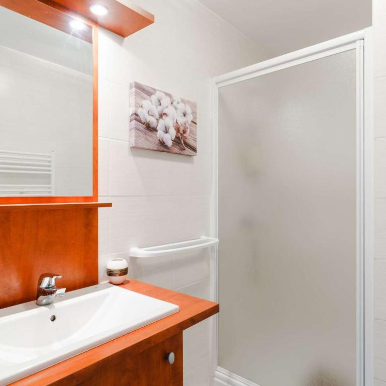 Charmant T3 à 300m de la plage, Balcons, Parking, Proche Commerces, Narbonne-Plage - FR-1-409-169 - Apartamento - 12