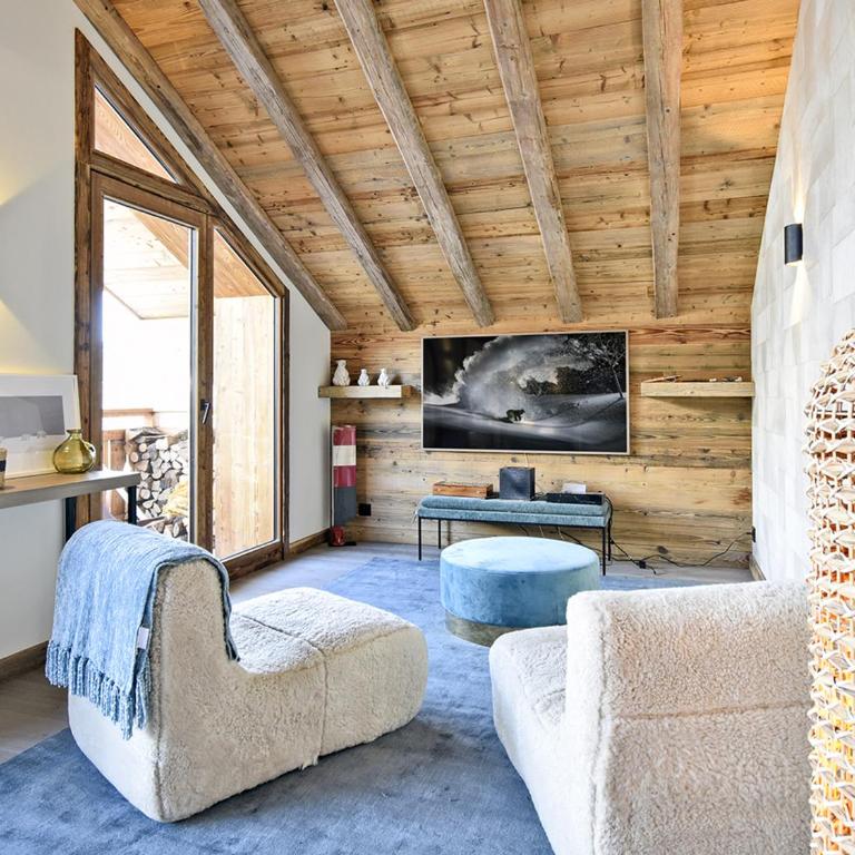 Charmant Triplex aux Allues avec Cheminée et Concierge - FR-1-613-80 - Appartement - 17