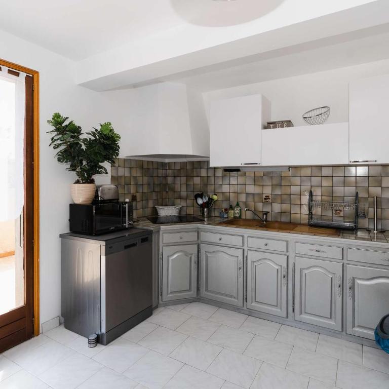 Villa familiale spacieuse à Narbonne-Plage pour 6 pers, parking privé, animaux admis - FR-1-409-194 - Villa - 6