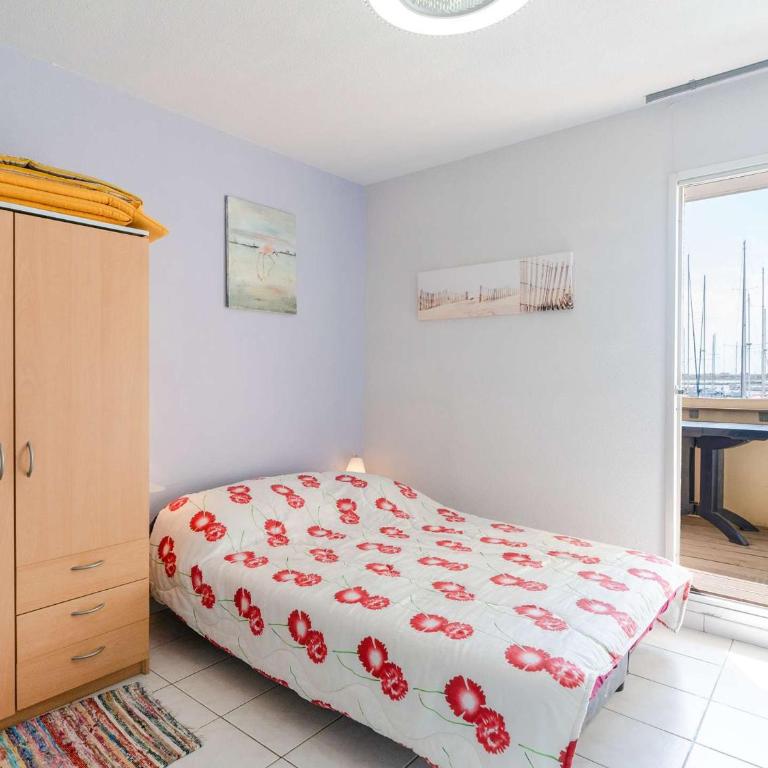 Studio cabine avec piscine et vue port à Gruissan - FR-1-409-199 - Studio - 4