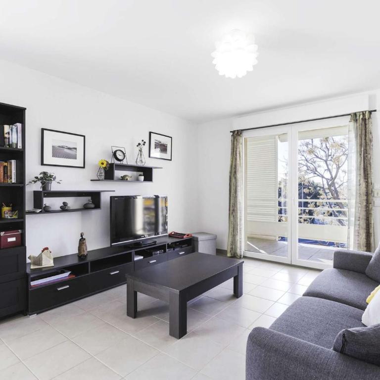 Appartement moderne 3 pièces, à 300m plage, parking, WIFI, Narbonne-Plage - FR-1-409-214 - Apartment - 2