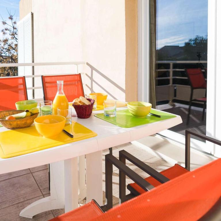 Appartement moderne 3 pièces, à 300m plage, parking, WIFI, Narbonne-Plage - FR-1-409-214 - Apartment - 17