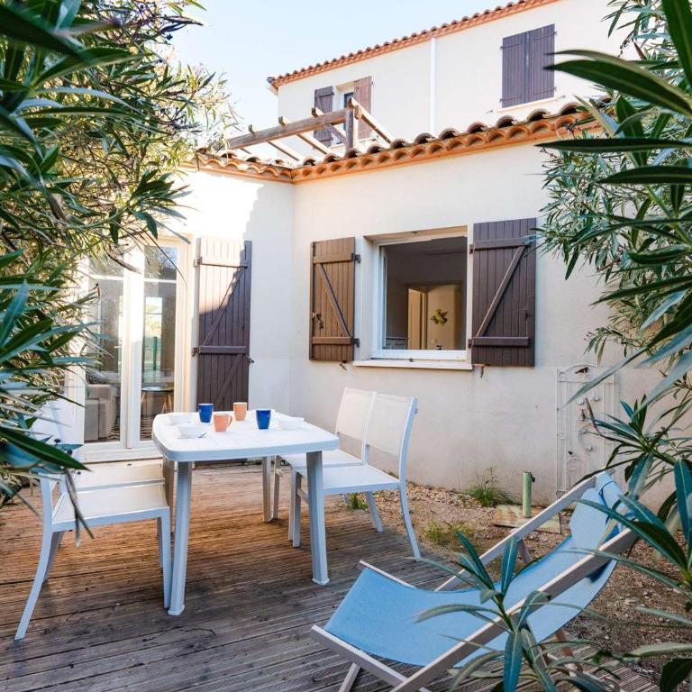 Charmant T2 en rez-de-jardin avec piscine, garage et WIFI à Narbonne-Plage - FR-1-409-208 - Apartment - 1