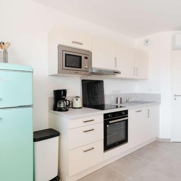 T3 climatisé, proche plage, neuf, WIFI inclus, parking privé - FR-1-409-230 - Apartamento - 6