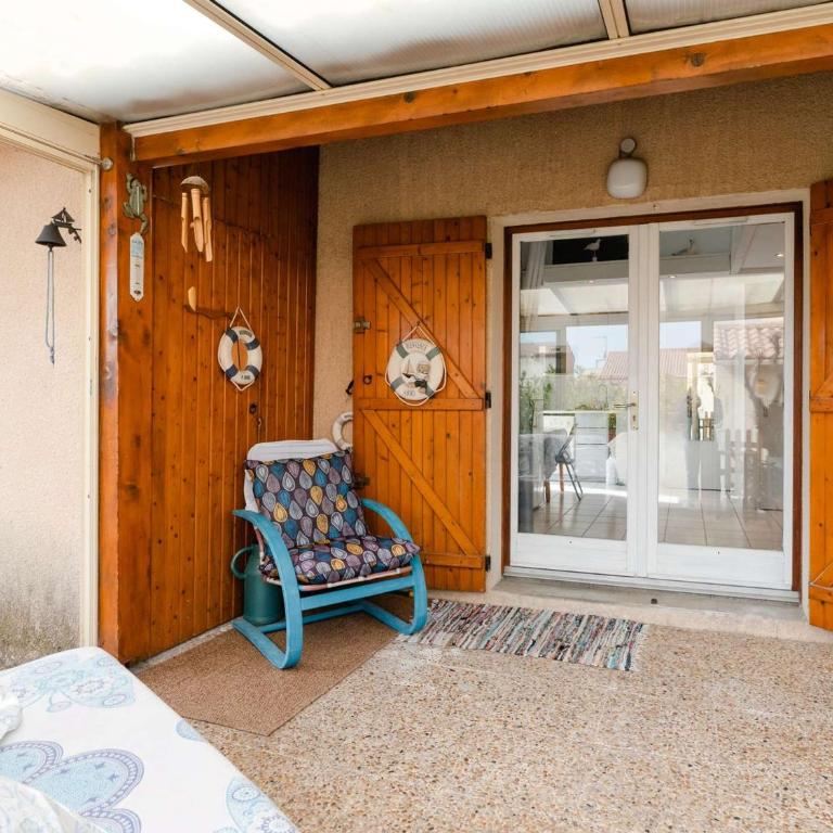 Pavillon climatisé, rénové, piscine, proche plage, parking privé, animaux acceptés - Gruissan - FR-1-409-218 - Villa - 14