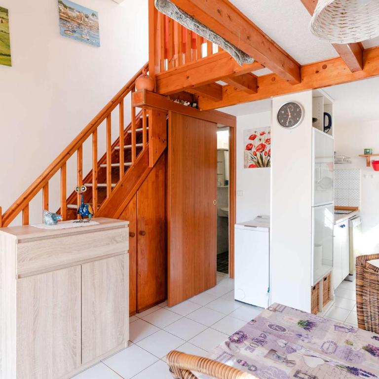 Pavillon Studio Mezzanine Climatisé avec Piscine et WIFI, Proche Plage à Gruissan - FR-1-409-240 - Villa - 4