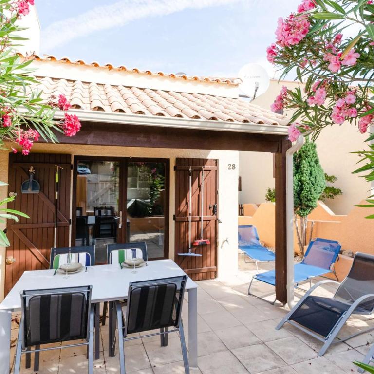 Pavillon Studio Mezzanine à Narbonne-Plage avec Piscine - FR-1-409-241 - Villa - 1