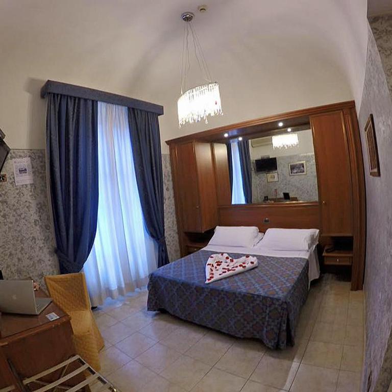 Hotel Assisi - Double or Twin Room - 7
