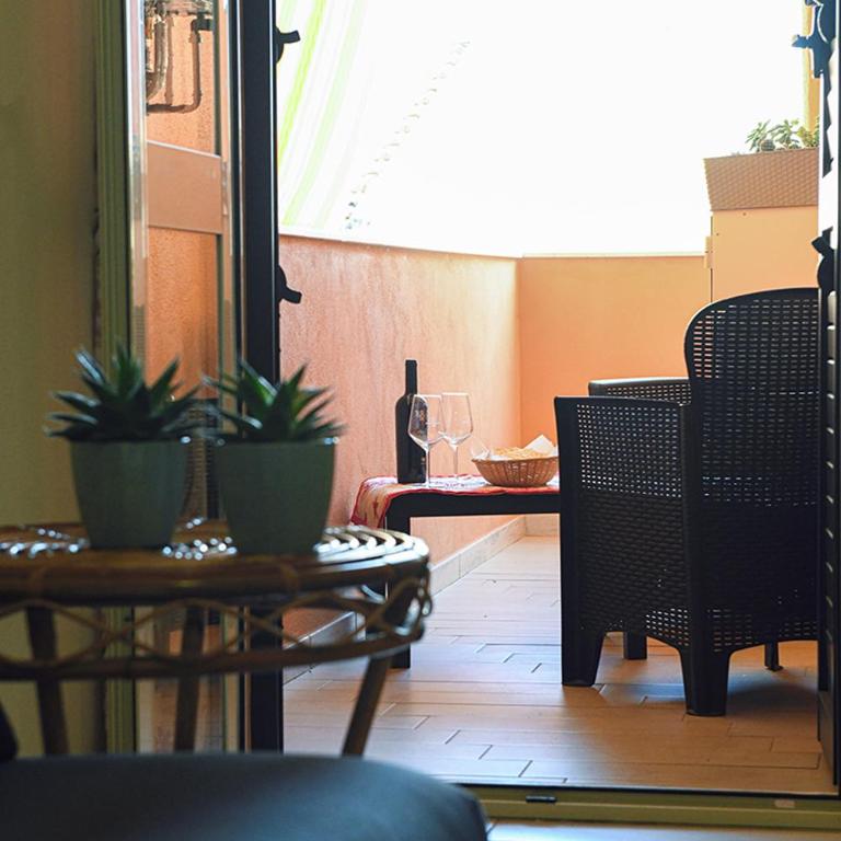 KRIS87 A 5 Minuti dal Porto - Two-Bedroom Apartment - 3