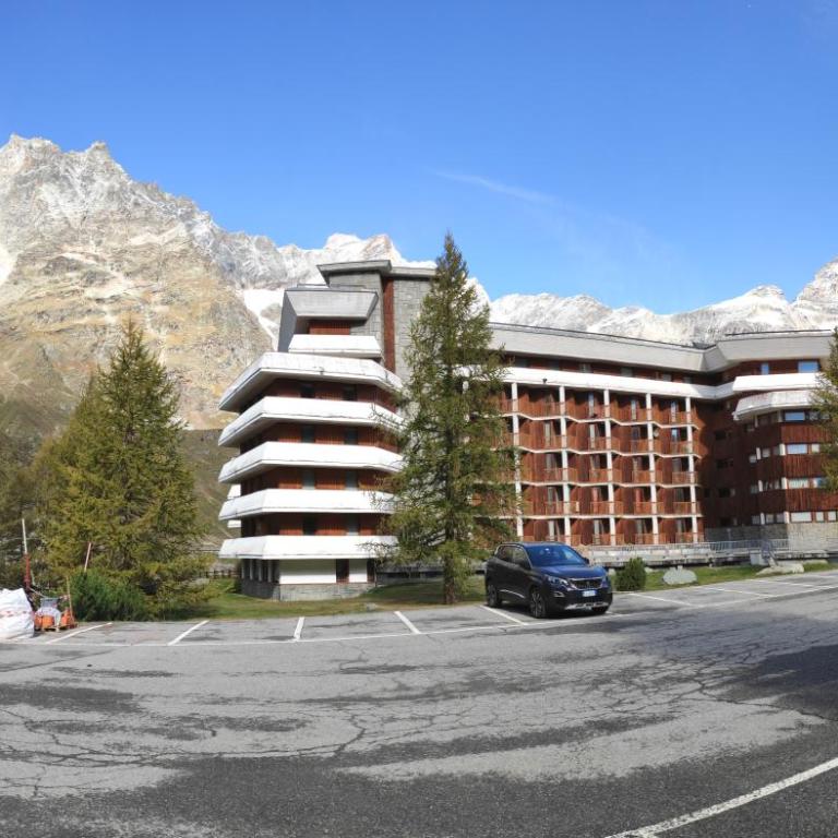 White Star Cervinia - Stunning Matterhorn View with Terrace and Private Parking - Appartamento con 1 Camera da Letto - 77