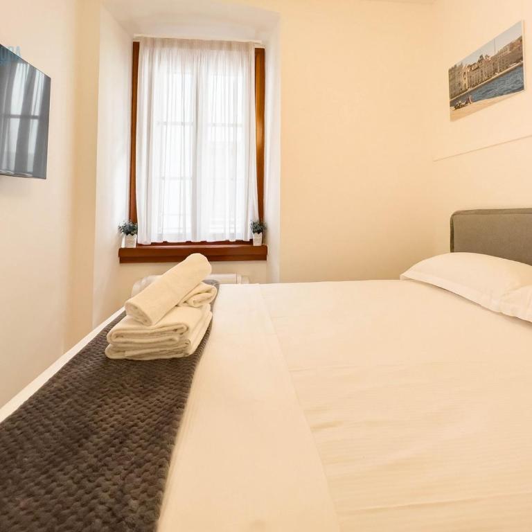 Piazza della Borsa 3B Tirabora Short Rent - Appartamento con 2 Camere da Letto - 11