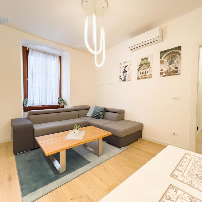 Piazza della Borsa 3B Tirabora Short Rent - Appartamento con 2 Camere da Letto - 2