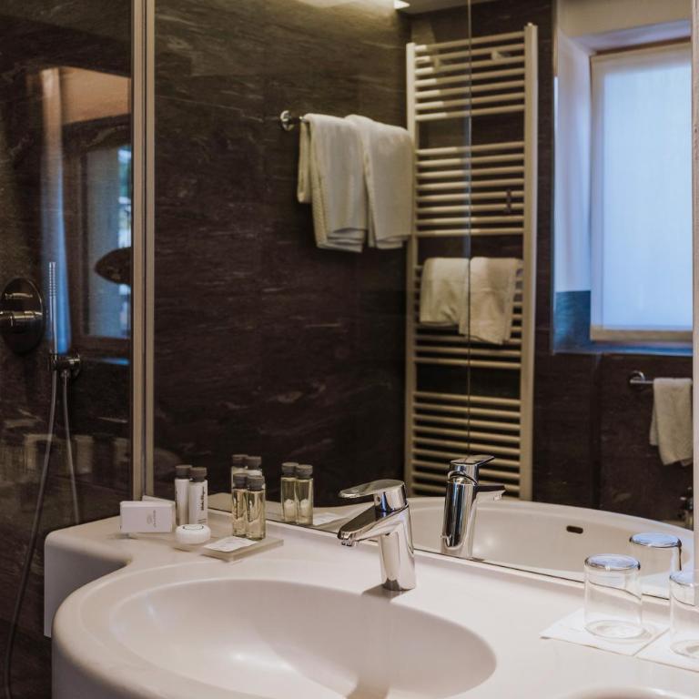 Hotel Concordia - Suite con Balcone - 6