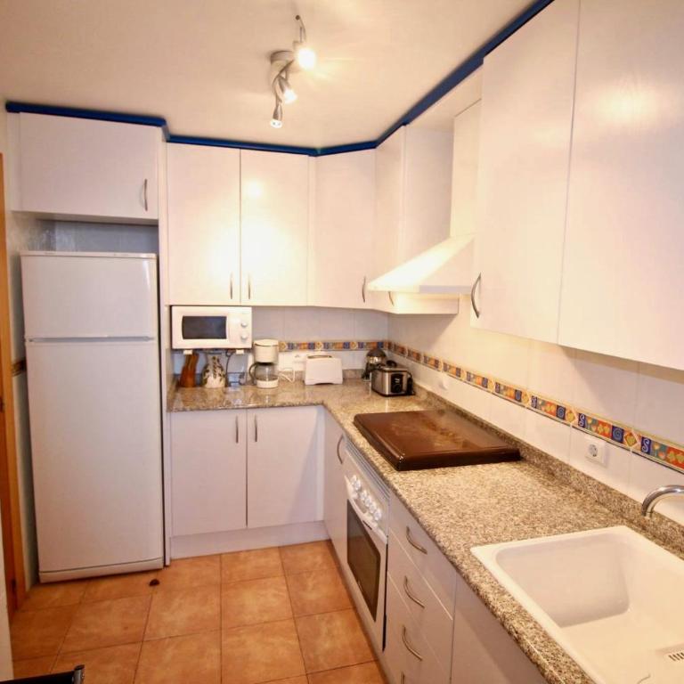 Residencial Playa Sol III by CARLOSFERIEN - Apartamento de 2 dormitorios - 17