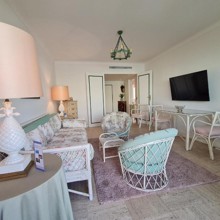 T3 LE PRESIDENT PROCHE PINEDE - Appartement 2 Chambres - 6