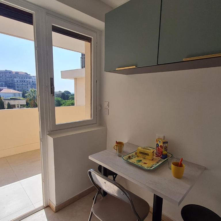 T3 LE PRESIDENT PROCHE PINEDE - Appartement 2 Chambres - 10