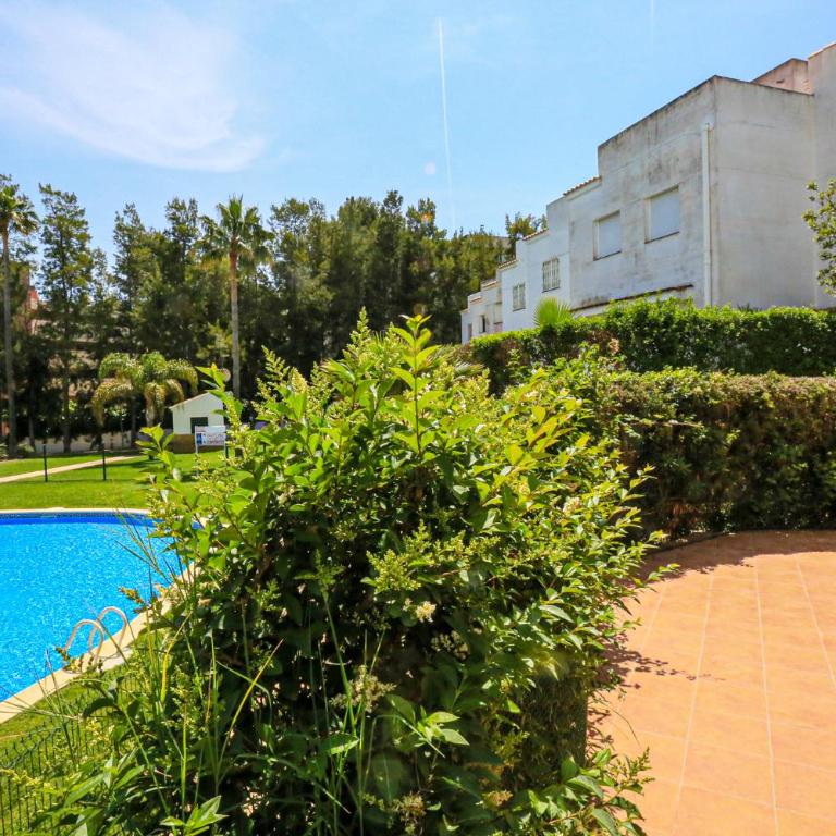 LITORAL COSTA DORADA - LAS CUMBRES Only families - Apartamento de 3 dormitorios - 40