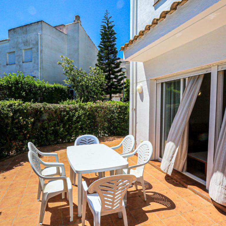 LITORAL COSTA DORADA - LAS CUMBRES Only families - Apartamento de 3 dormitorios - 38
