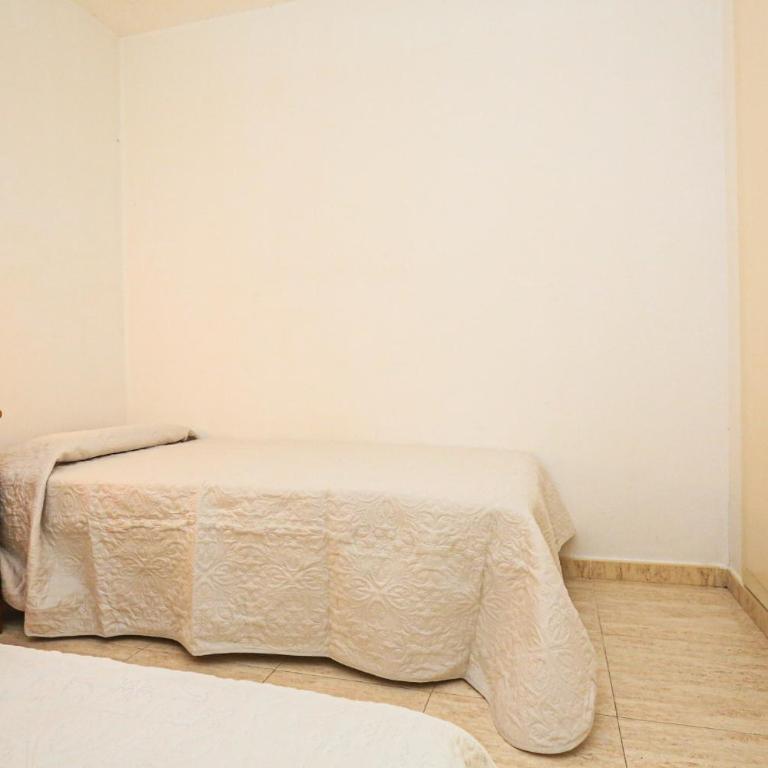 LITORAL COSTA DORADA - LA CALETA Only families - Apartamento de 2 dormitorios - 18