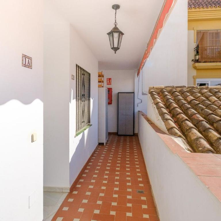 Patio Andaluz a 100 metros de la playa - One-Bedroom Apartment - 4