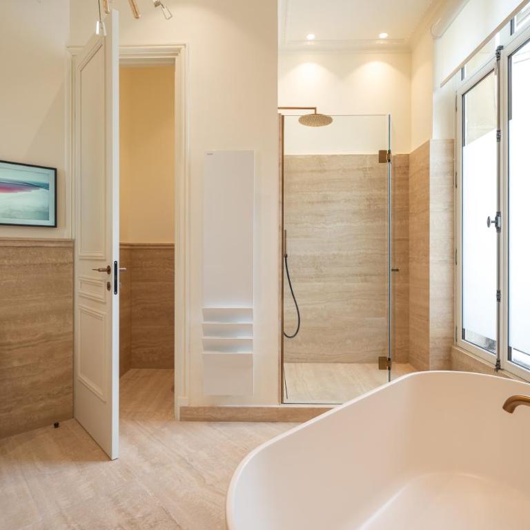 Appartement Avenue Montaigne - Paris Champs Elysées - Appartement - 34